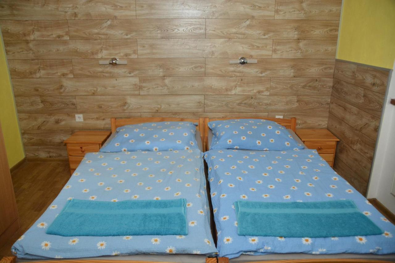 Privat Alexandra Appartement Liptovský Mikuláš Buitenkant foto